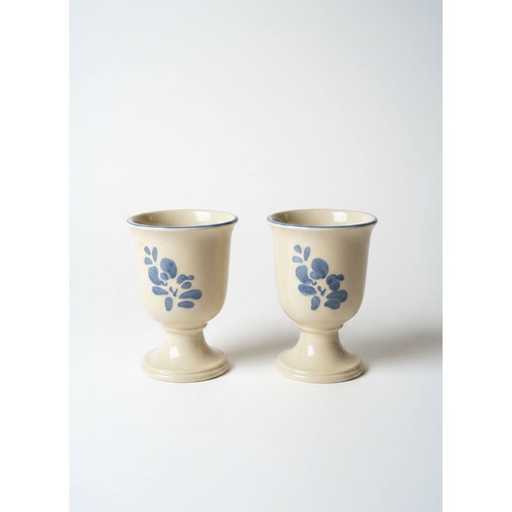2 Vintage PFALTZGRAFF YORKTOWNE Stoneware Pedestal Footed Goblets 5 1/4" Tall